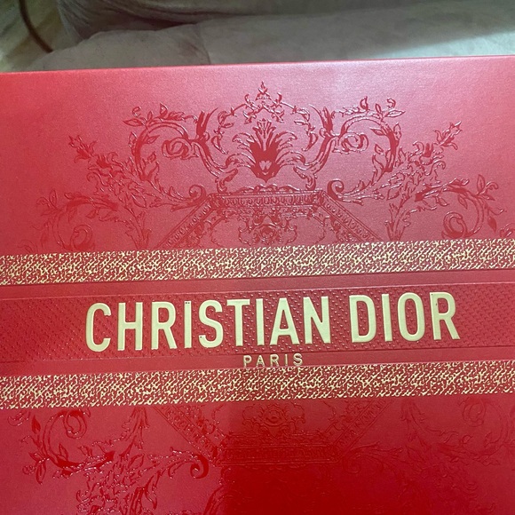 Christian Dior gift box - Picture 2 of 5